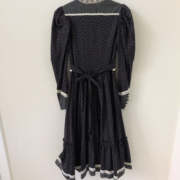 Vintage 70s Gunne Sax Black Floral Calico Midi Dress XS - Picture 4 of 9